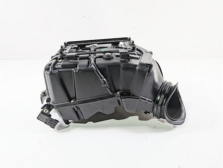 2018 Aprilia RSV4 RR Air Filter Box & Velocity Stacks 2B001216 2B003660 {{ shop.shopifyCountryName }} - Mototech271