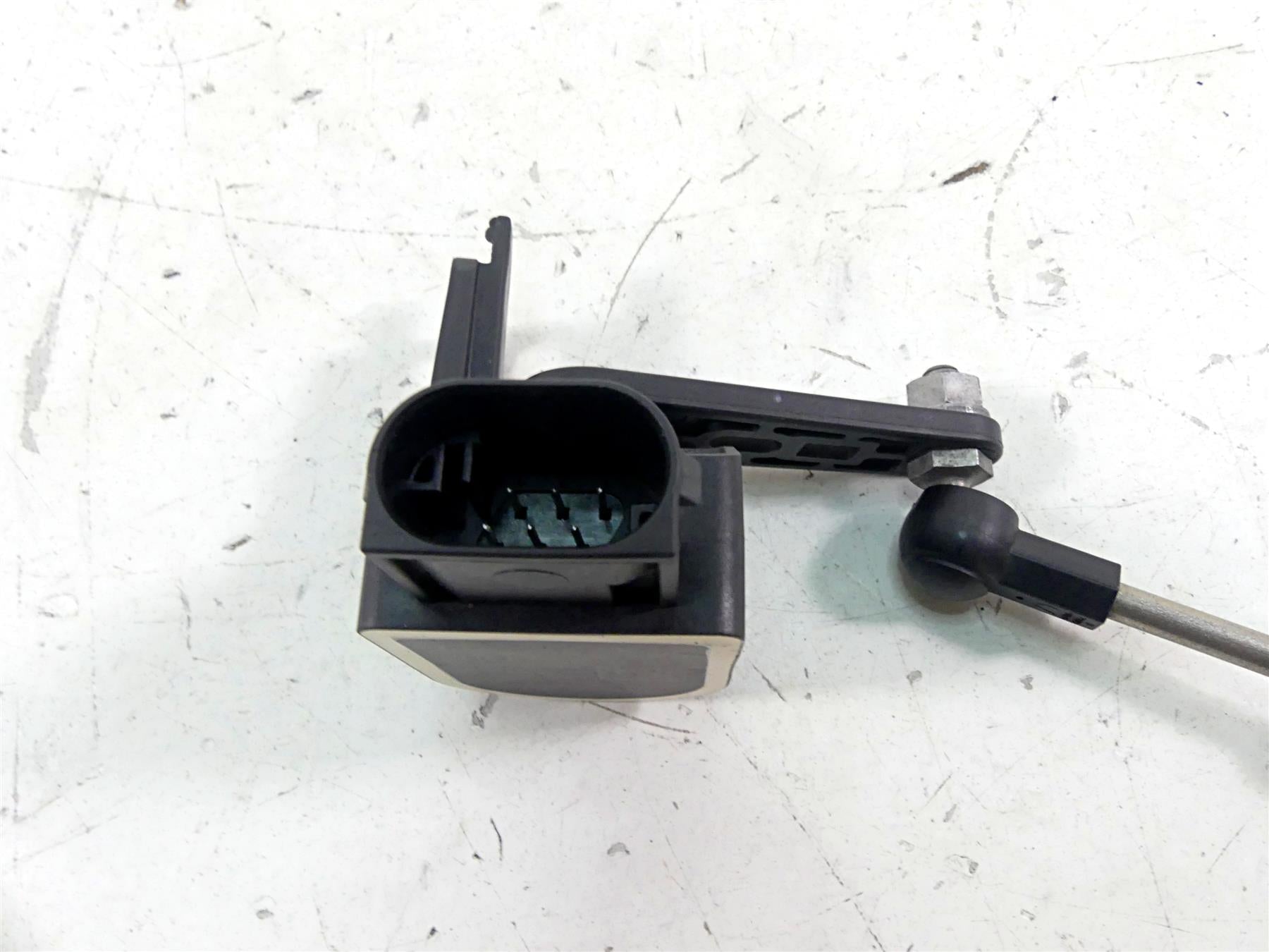 2018 BMW S1000RR K46 Rear Suspension Shock Level Leveling Sensor 37146870000 {{ shop.shopifyCountryName }} - Mototech271