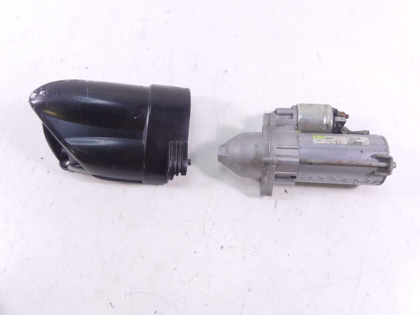 2005 BMW R1200GS K25 Valeo Engine Starter Motor + Cover 2306140 11147673091 {{ shop.shopifyCountryName }} - Mototech271