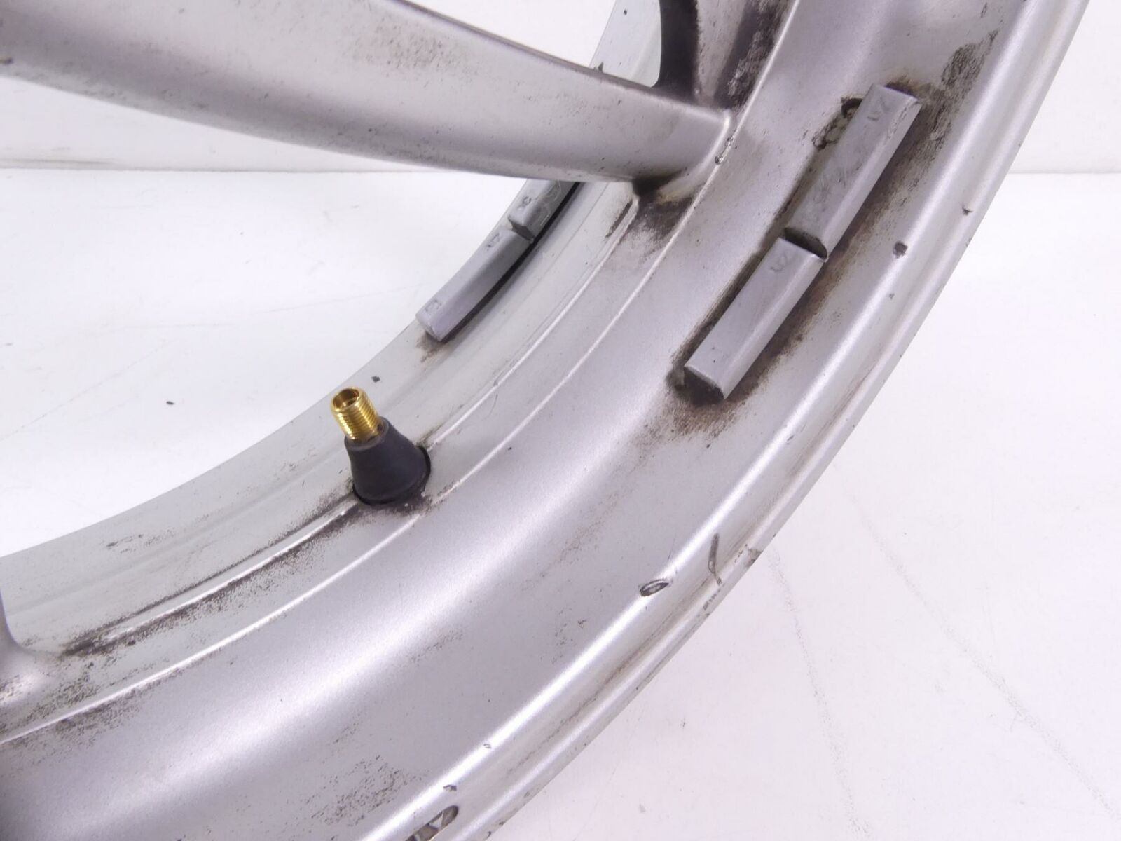 2003 BMW R1200CL K30 Straight Rear Wheel Rim 4x15 36317667442 {{ shop.shopifyCountryName }} - Mototech271