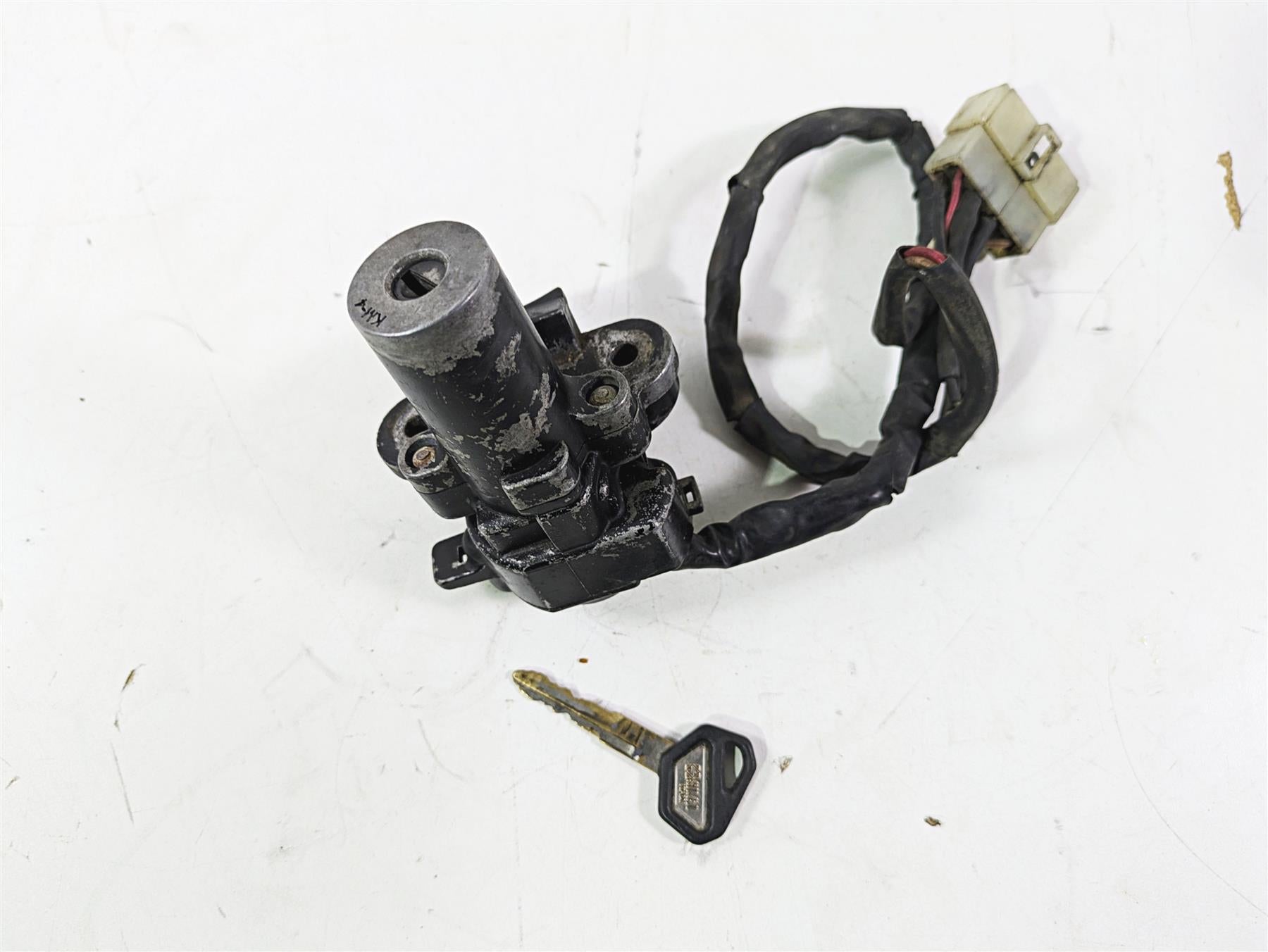 2003 Kawasaki ZX9R Ninja Ignition Switch & Key Set 27045-5156 {{ shop.shopifyCountryName }} - Mototech271