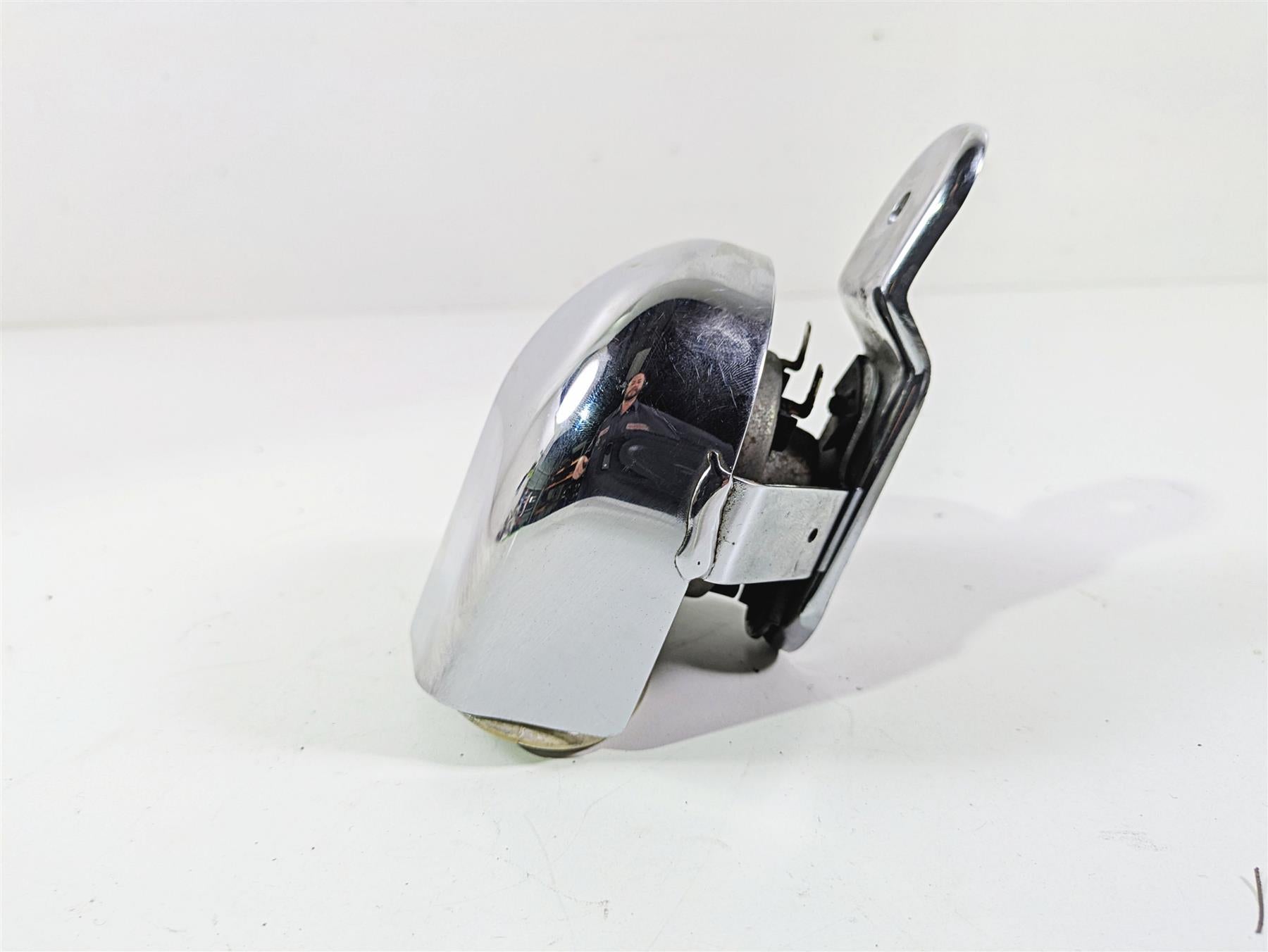 1999 Harley Dyna FXDL Low Rider Aftermarket Horn & Cover Set 61300478A 69060-90H {{ shop.shopifyCountryName }} - Mototech271