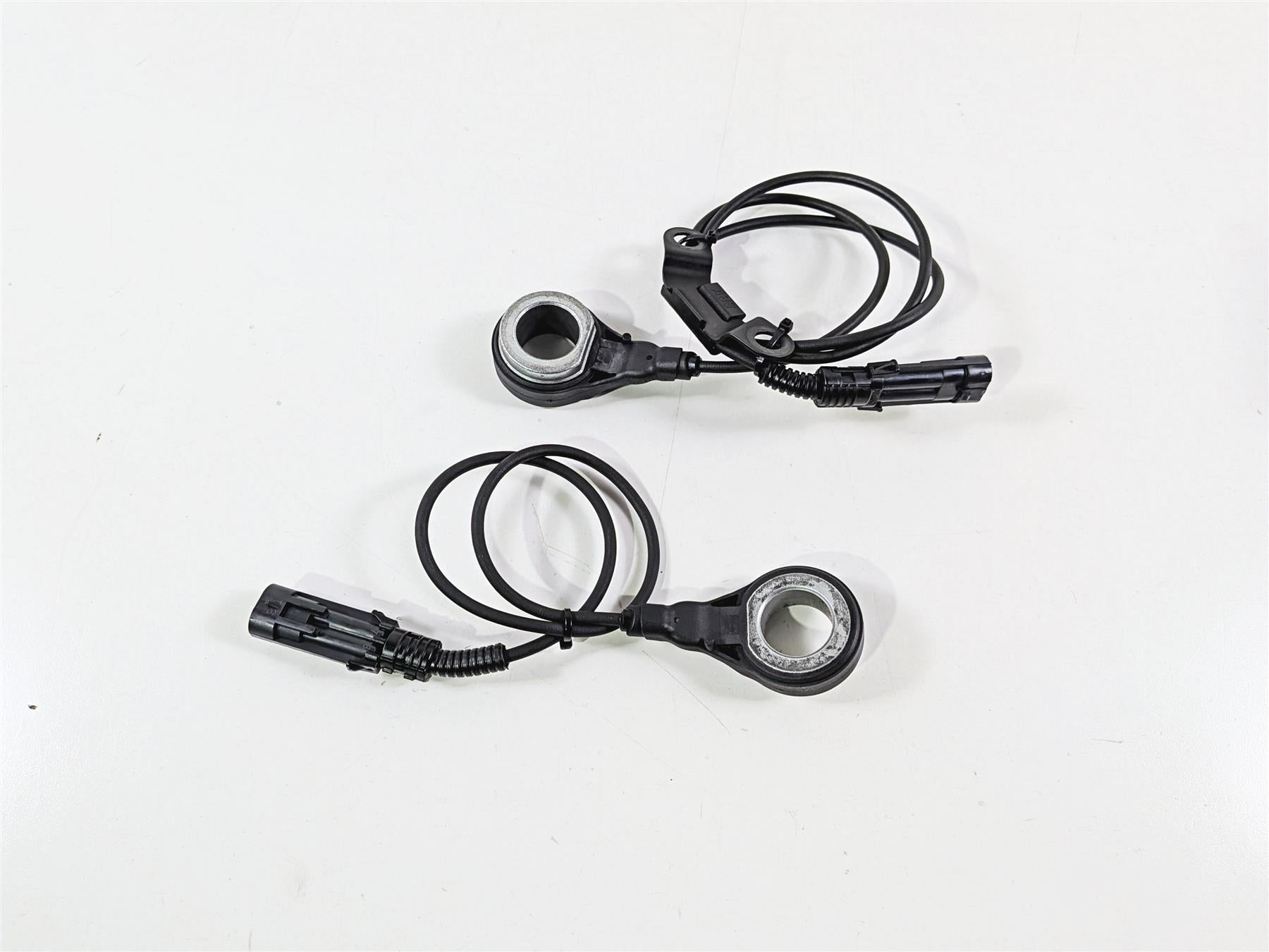 2014 Harley Touring FLHTK Electra Glide Abs Brake Wheel Speed Sensor Set 32700015-Mototech271