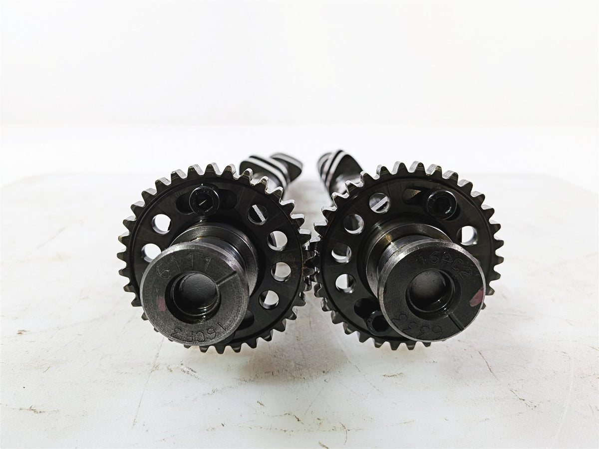 2019 Triumph Speed Triple RS 1050 Cam Shaft Camshaft Set T1141151 T1141152 {{ shop.shopifyCountryName }} - Mototech271