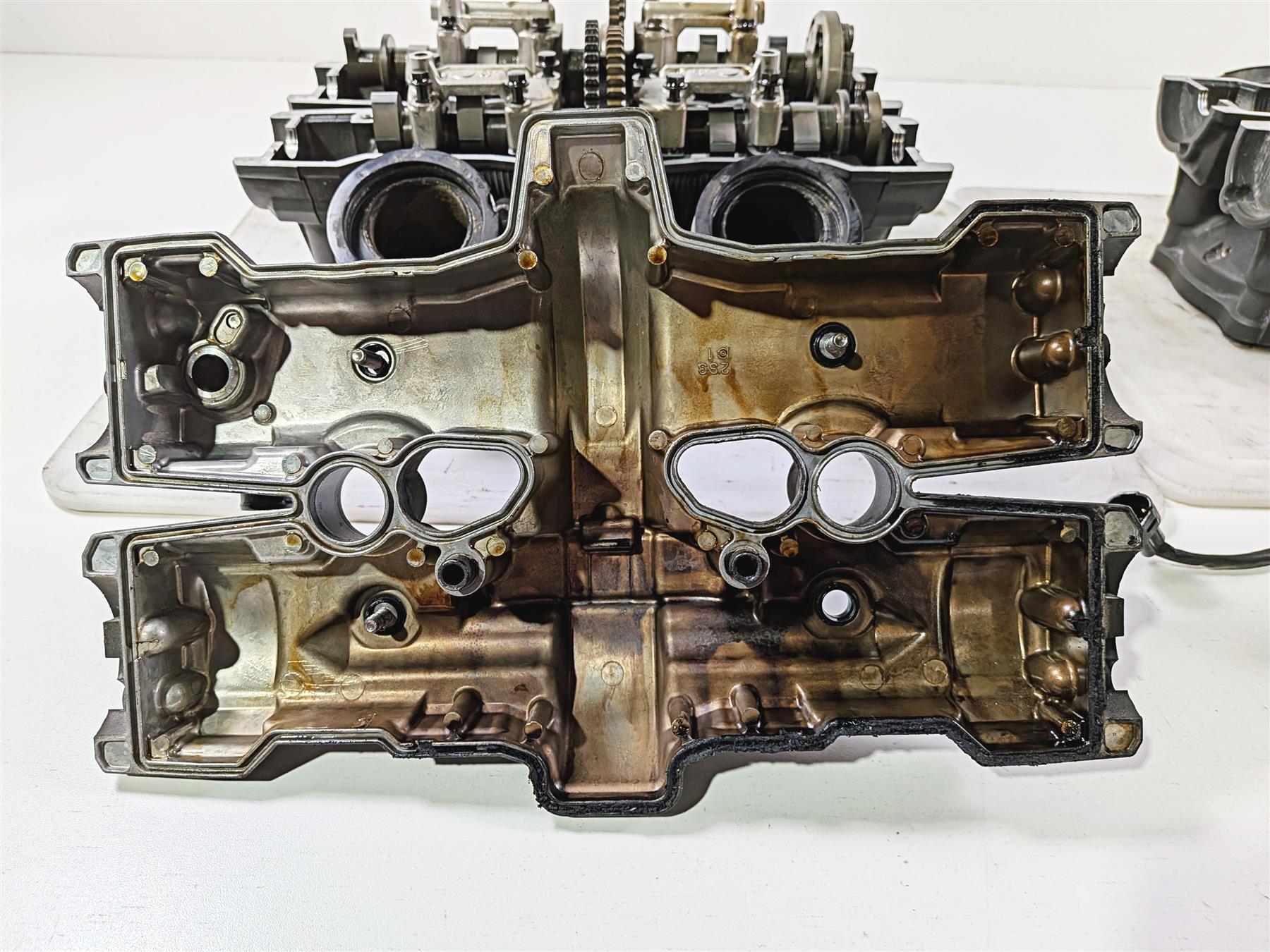 2009 Yamaha VMX17 V-Max 1700 Engine Cylinder Head Set - Read 2S3-11103-09-Mototech271