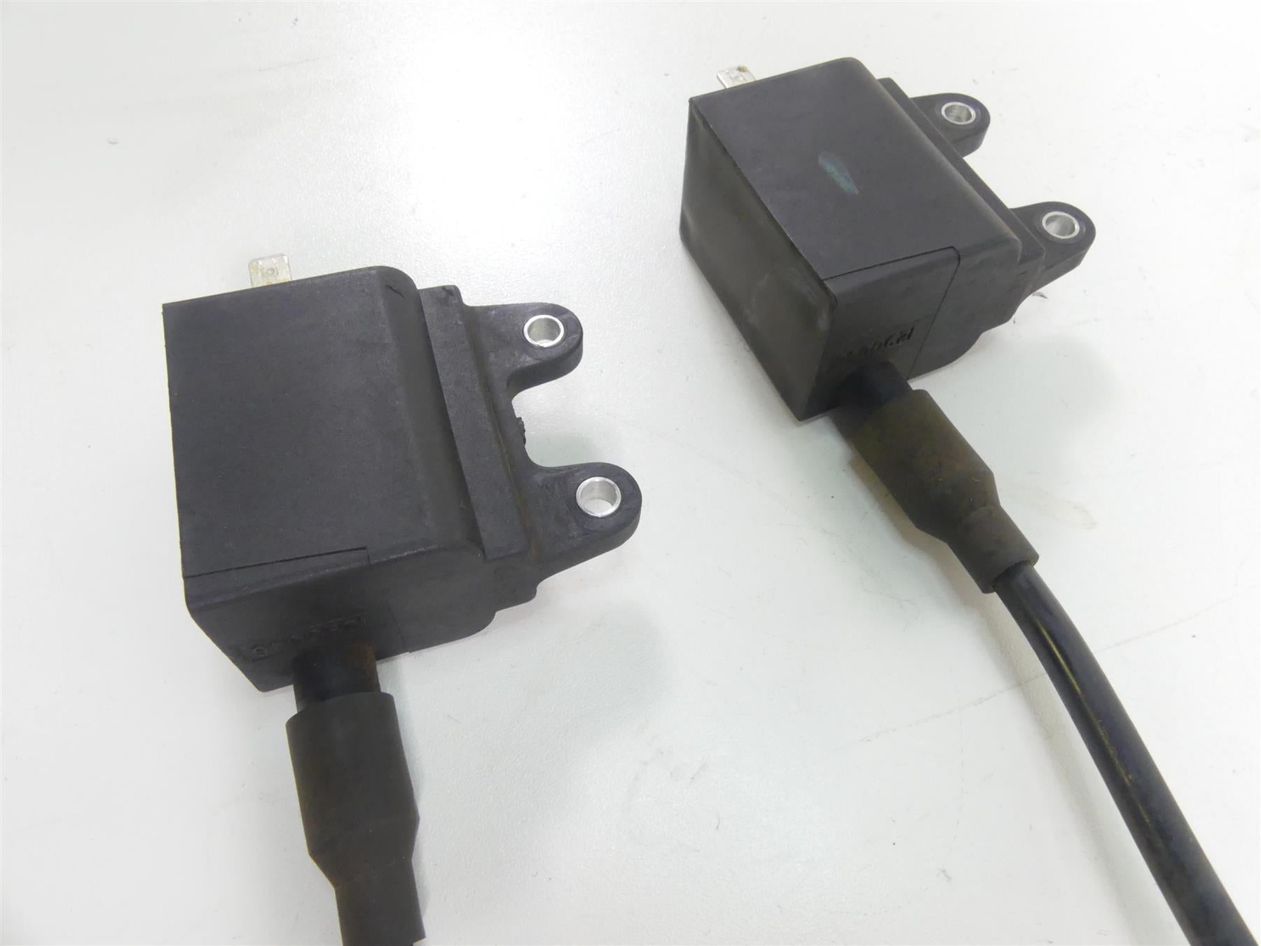2002 Triumph Bonneville America Ignition Coil Wires Plugs Set T1290046 {{ shop.shopifyCountryName }} - Mototech271
