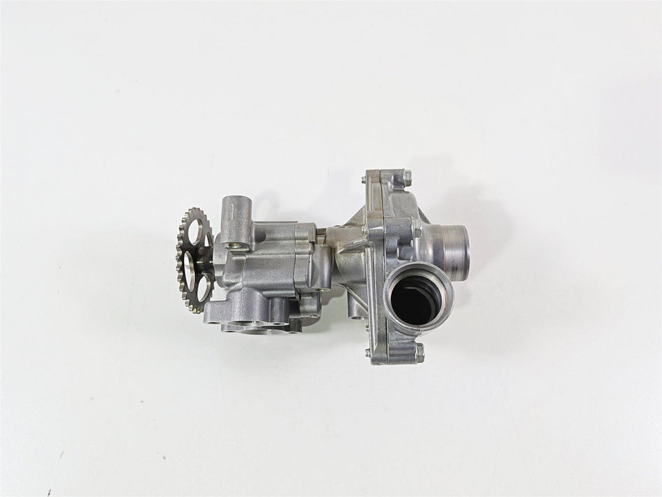 2008 Yamaha YZF R1 RN19 Oil Pump & Housing Set 4C8-12420-21-00 {{ shop.shopifyCountryName }} - Mototech271