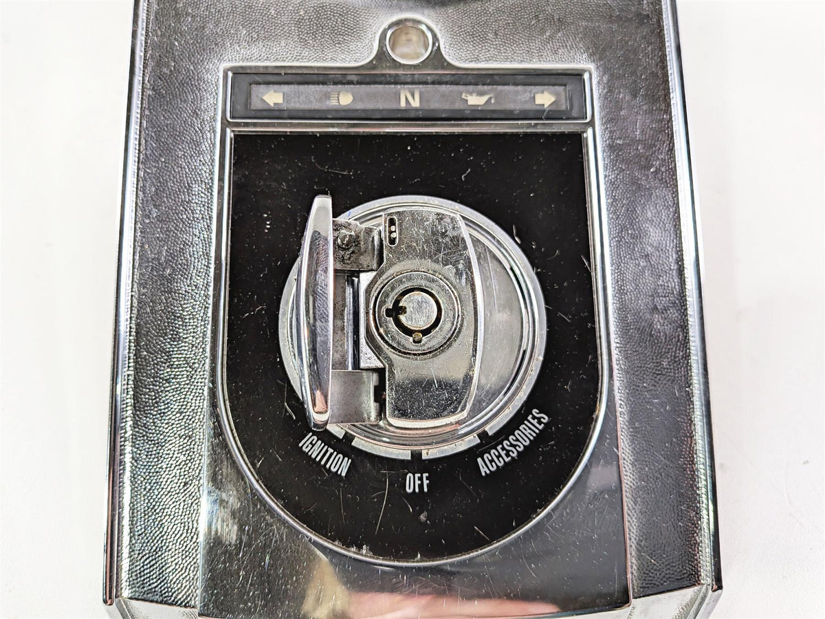 2012 Harley Softail FLSTF Fat Boy Tank Dash Console Cover Panel 71273-00A {{ shop.shopifyCountryName }} - Mototech271