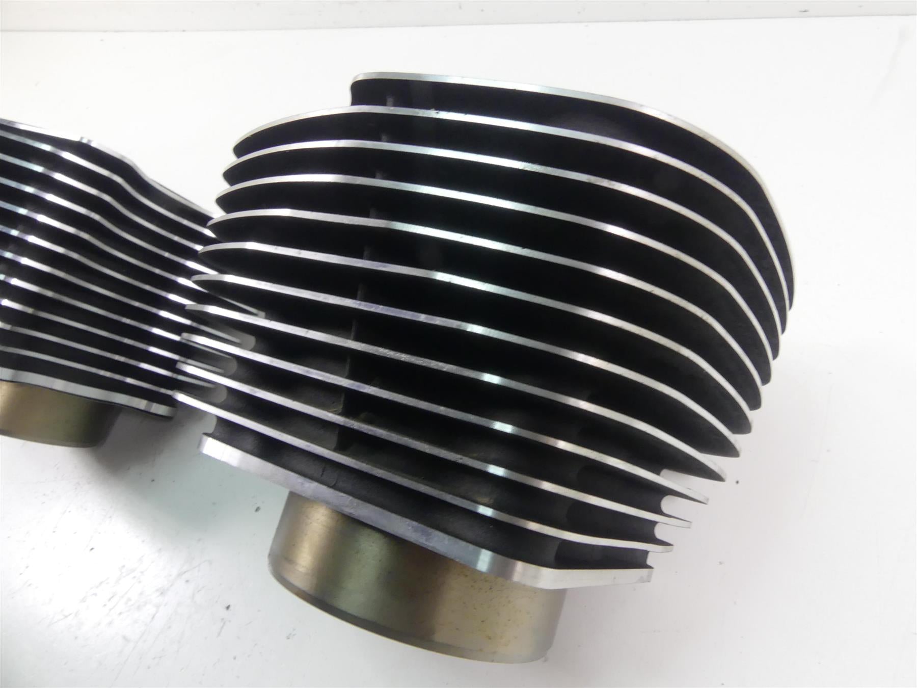 2021 Harley Softail FLSB Sport Glide Cylinder Jug Barrel & Piston Set 16800095 {{ shop.shopifyCountryName }} - Mototech271