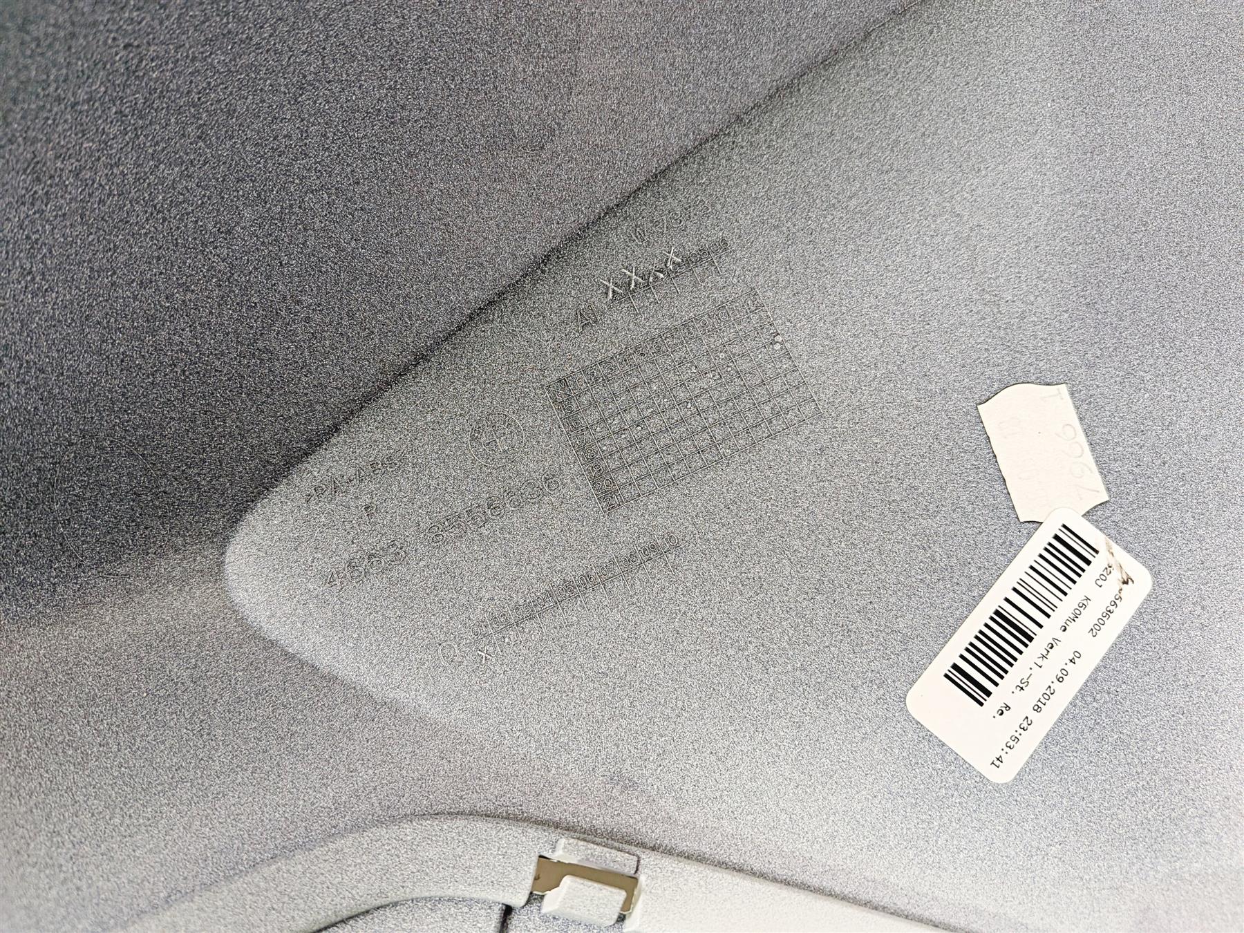 2019 BMW R1250GS K50 Right Main Tank Fairing Cover Read 46638563502 46638563504 {{ shop.shopifyCountryName }} - Mototech271