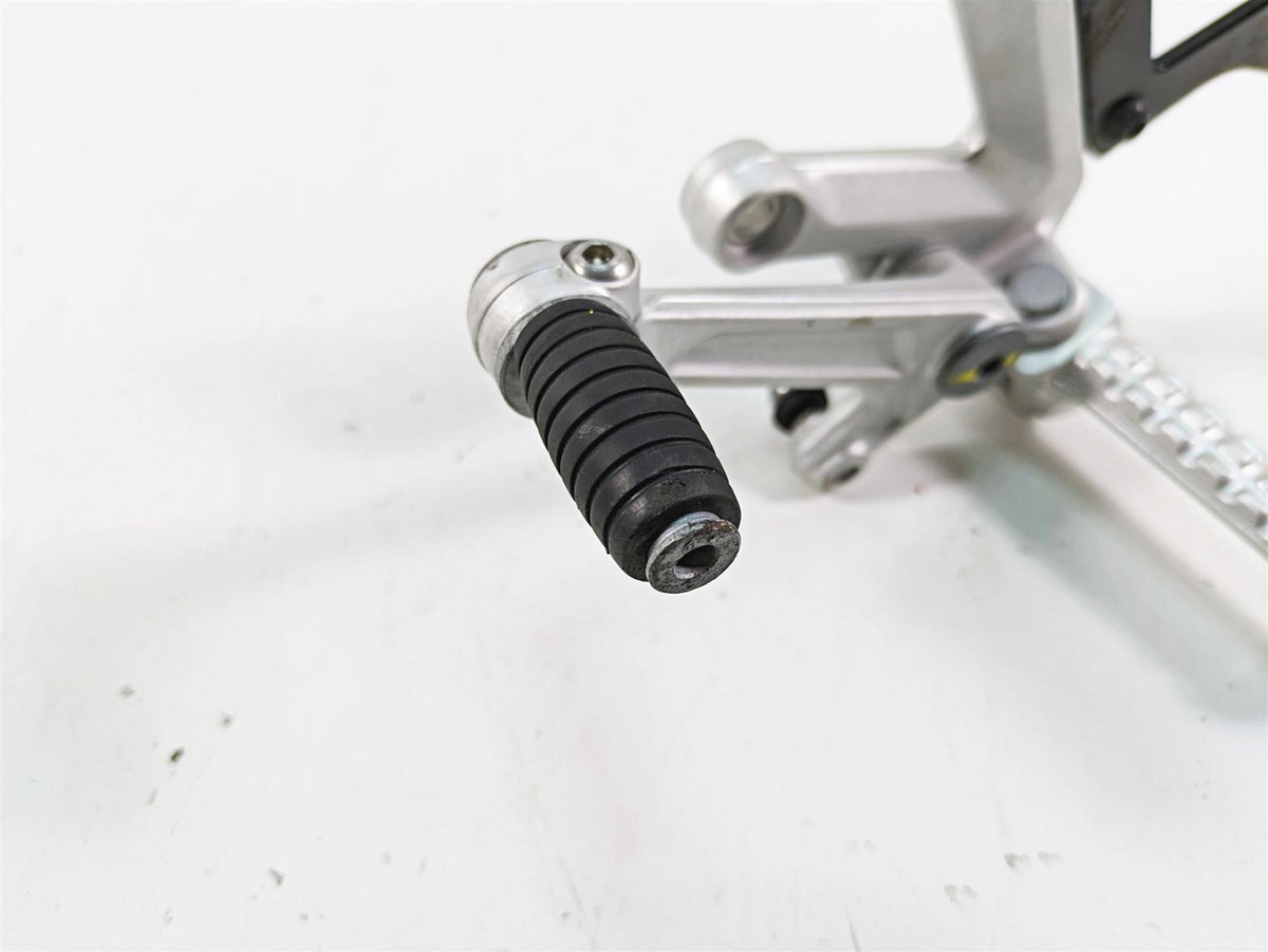 2020 Aprilia Tuono V4 Factory Left Front Footpeg & Shifter 897829 {{ shop.shopifyCountryName }} - Mototech271