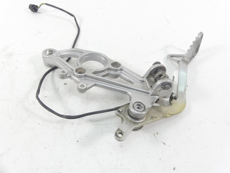 2003 BMW R1150 GS R21 Right Front Rider Footpeg Mount & Brake Pedal 46712335598 {{ shop.shopifyCountryName }} - Mototech271