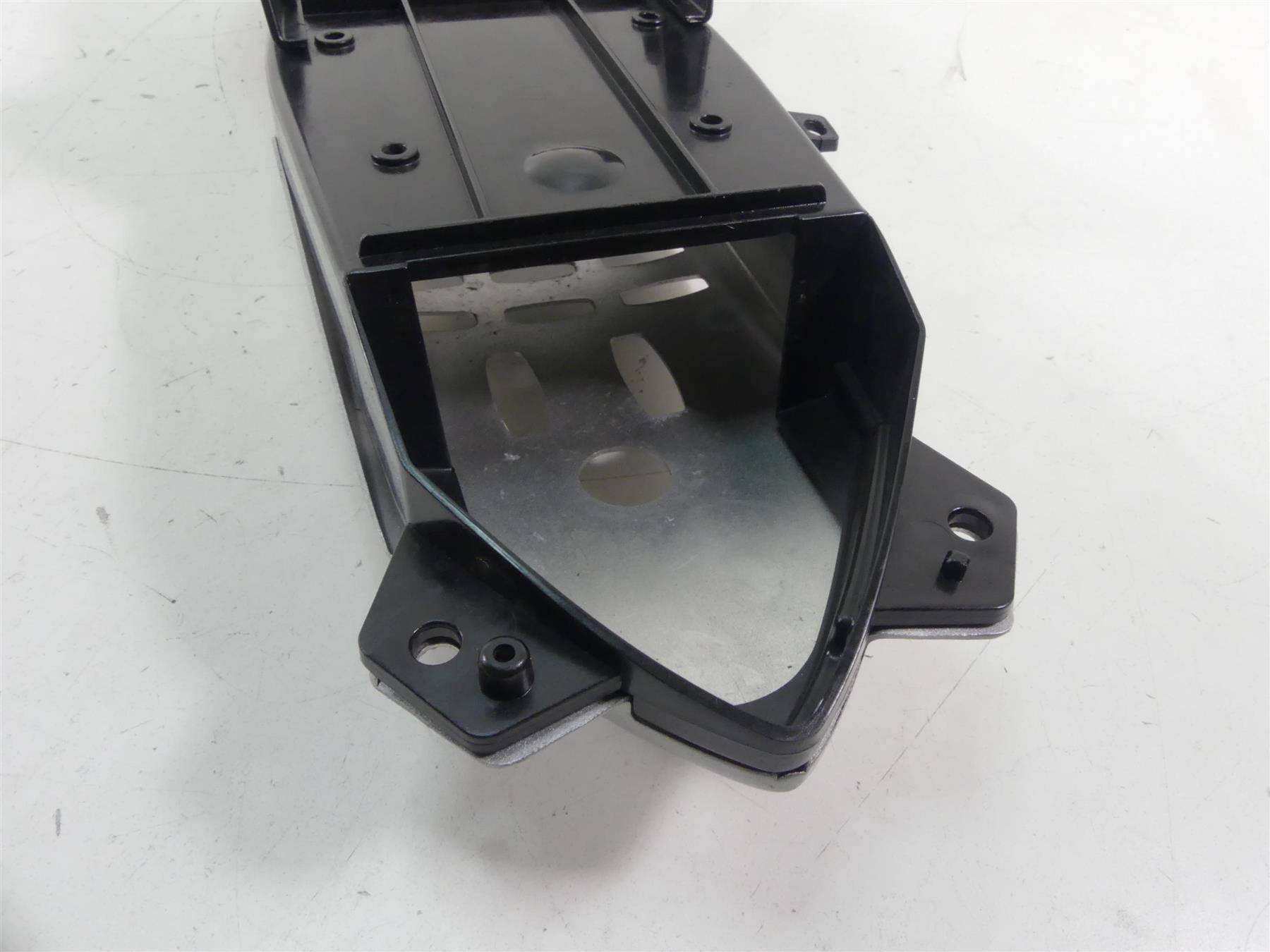 2011 Victory Vision Tour Center Tank Radio Console Cover Fairing Set 5253469 {{ shop.shopifyCountryName }} - Mototech271