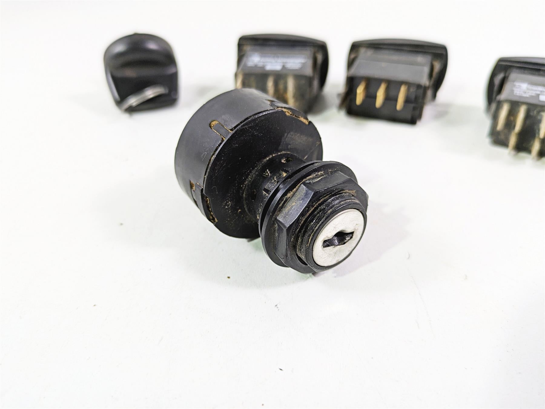 2015 Arctic Cat Wildcat 1000 X LTD Ignition Light 4Wd Switch Set 0430-106 {{ shop.shopifyCountryName }} - Mototech271