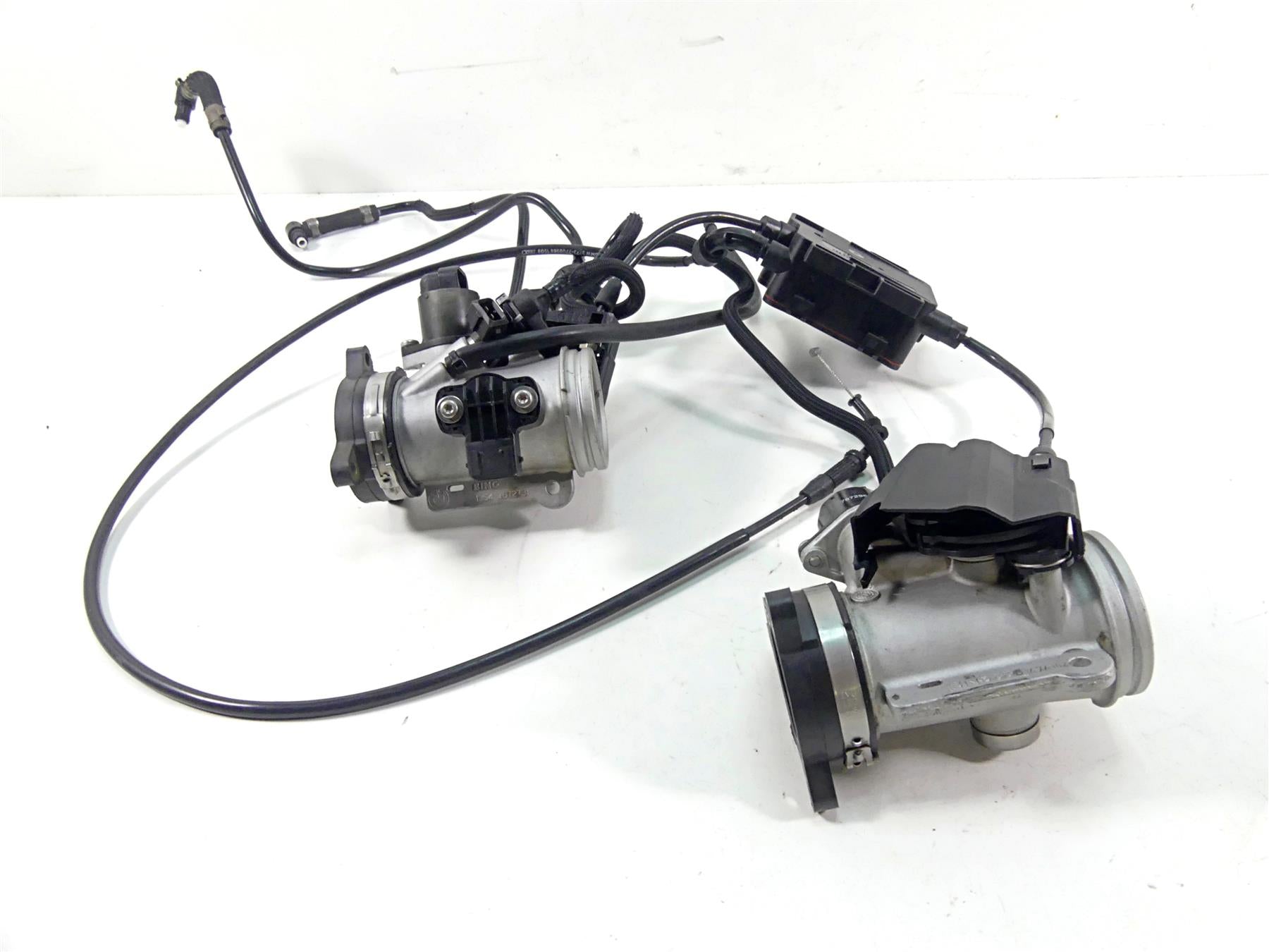 2009 BMW R1200GS K255 Adv Bing Throttle Body Set -Read 13547705239 13547705240