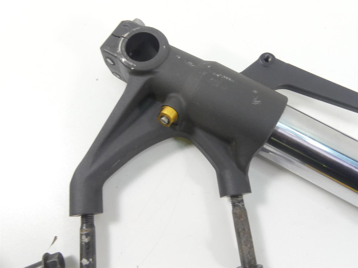 2006 Triumph Daytona 675 Front Straight Fork Leg Set T2044230 T2044240 {{ shop.shopifyCountryName }} - Mototech271