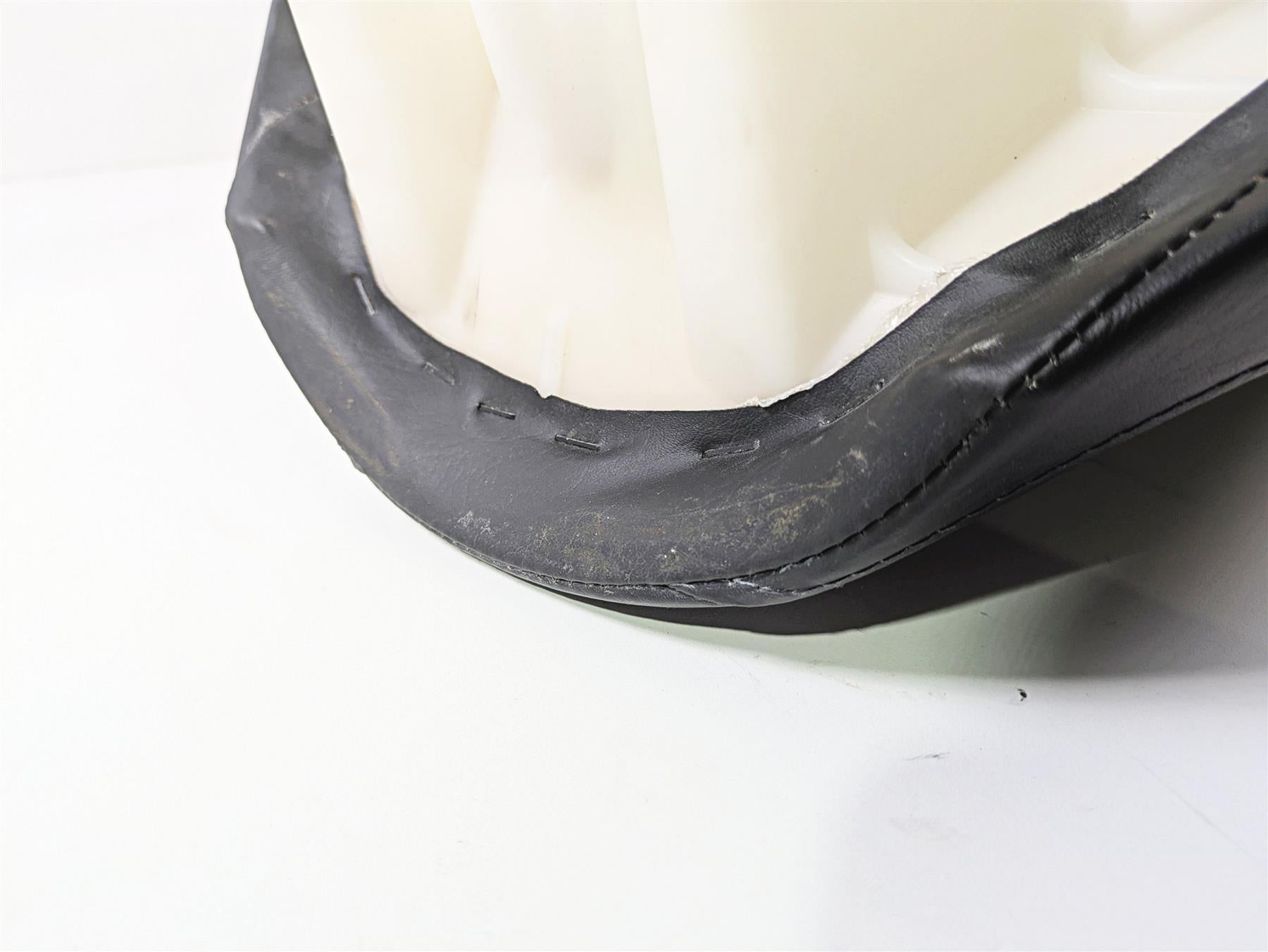 2019 Suzuki M109R VZR1800 Boulevard Front Seat Saddle 45100-48G01-48H {{ shop.shopifyCountryName }} - Mototech271