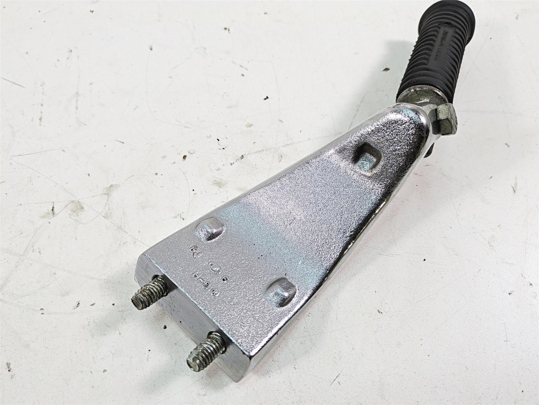 2005 Harley Dyna FXDL Low Rider Left Front Footpeg & Shifter Mid -Read 50639-90A {{ shop.shopifyCountryName }} - Mototech271