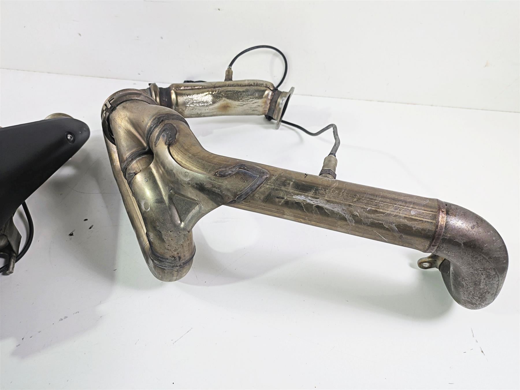 2017 KTM 1290 Super Duke GT Exhaust Chamber Header & Servo Set 61405050000 {{ shop.shopifyCountryName }} - Mototech271