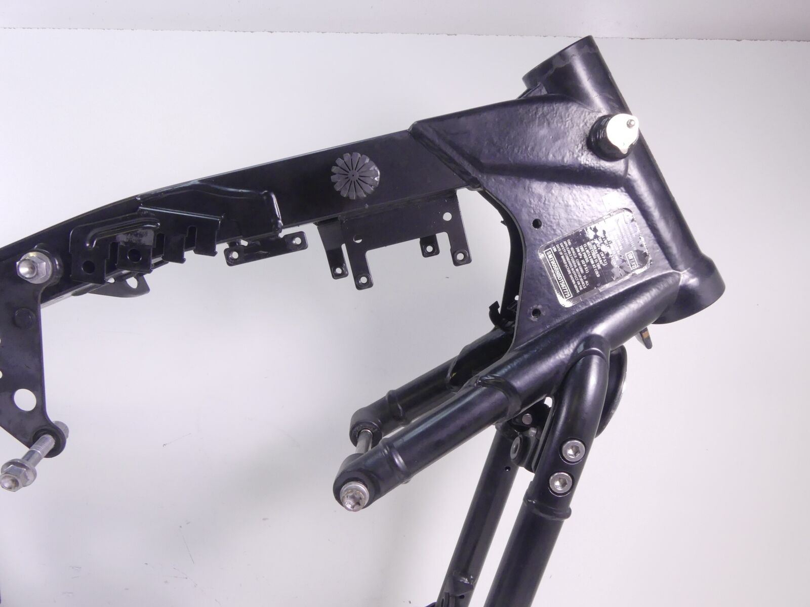 2013 Triumph America EFI Straight Main Frame Chassis Slvg + Swingarm T2076043 {{ shop.shopifyCountryName }} - Mototech271