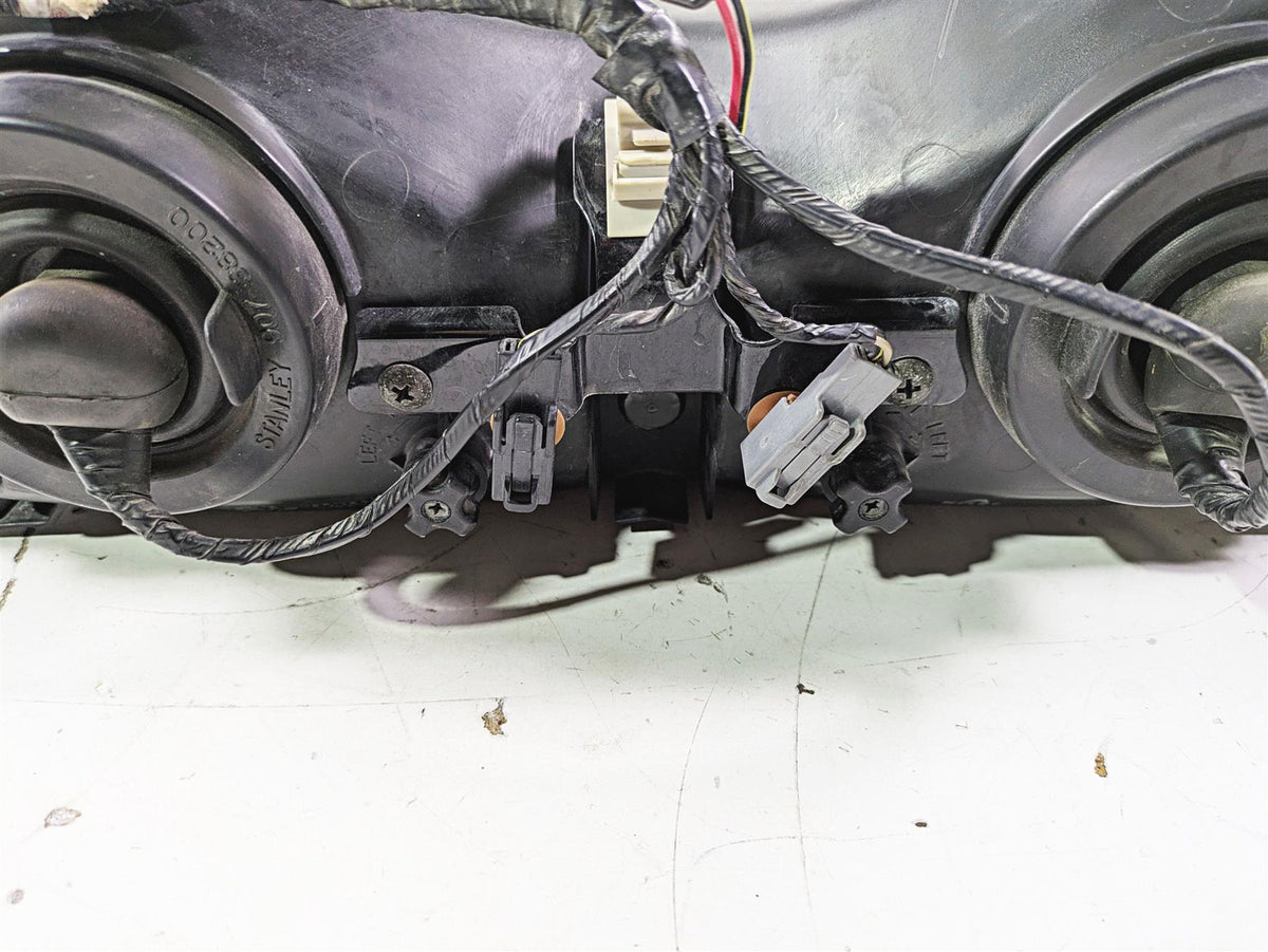 2005 Kawasaki ZX12R Ninja Headlight Head Light Lamp Lens Set 23007-1419 {{ shop.shopifyCountryName }} - Mototech271