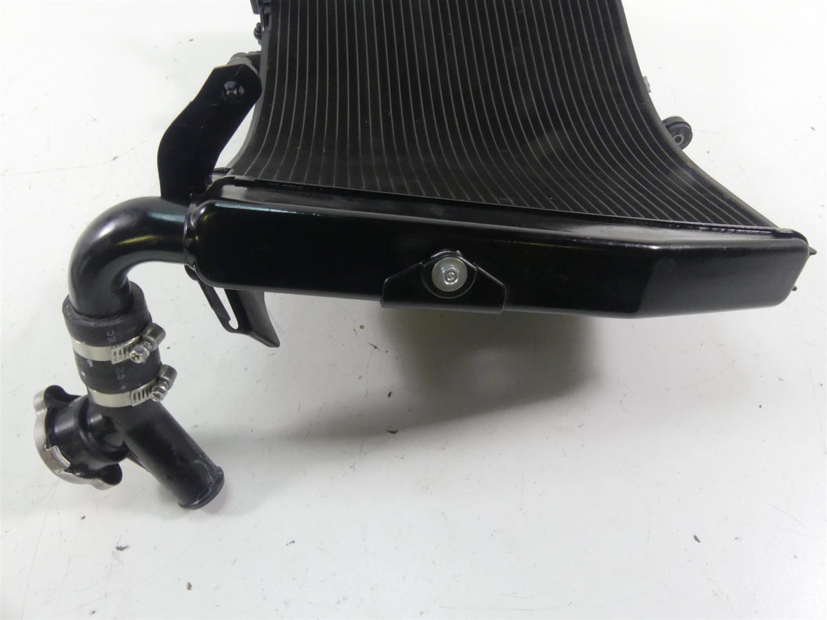 2021 Honda CBR600RR Radiator Fan Reservoir Hoses Guard Set - Read 19010-MFJ-D01 {{ shop.shopifyCountryName }} - Mototech271