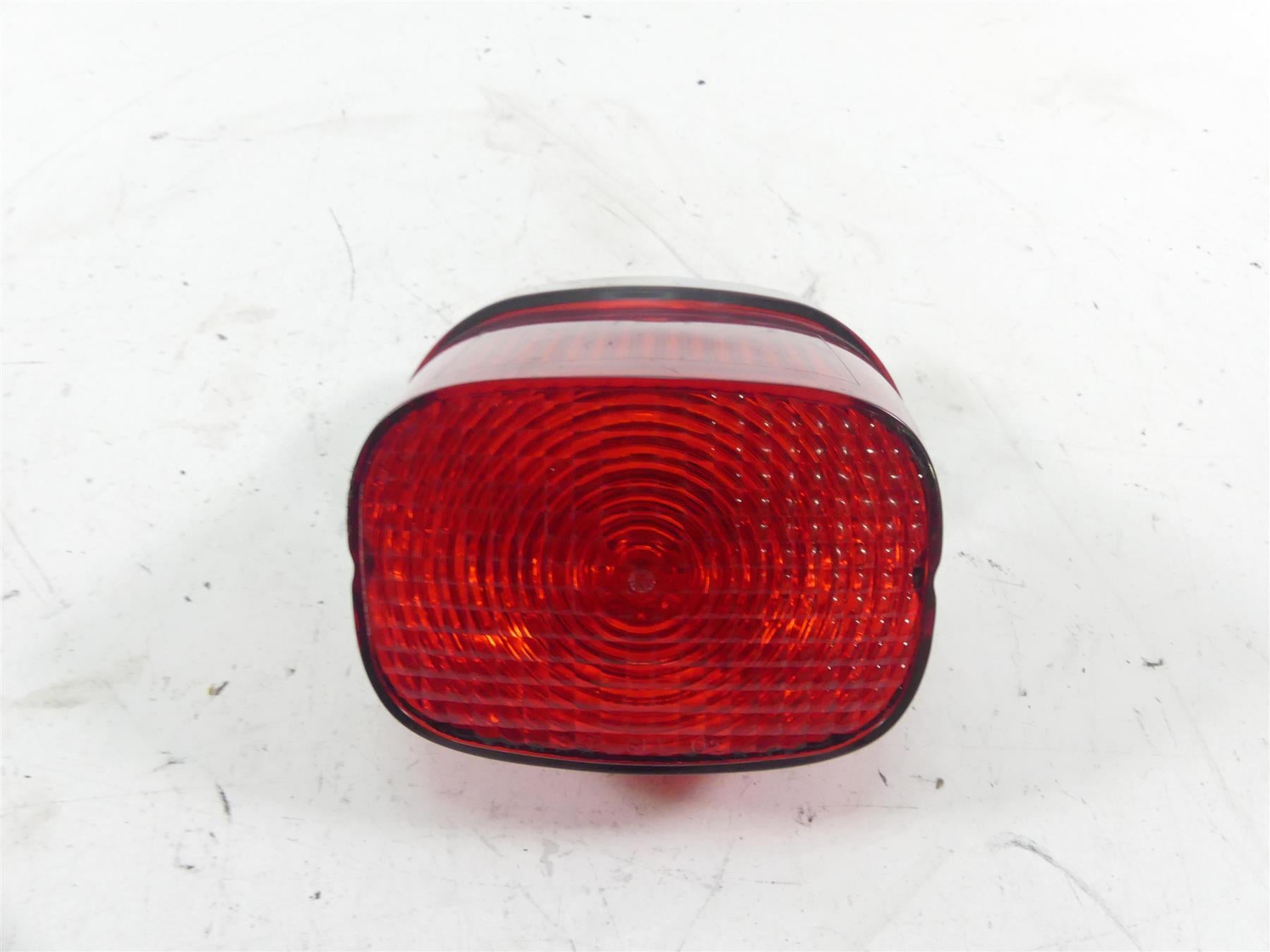 2005 Harley Touring CVO FLHTCSE Electra Glide Taillight Tail Light Lamp 68184-03 {{ shop.shopifyCountryName }} - Mototech271