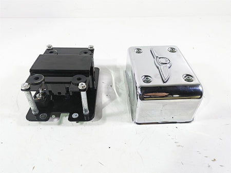 2003 Harley Dyna FXDL Low Rider 100TH Electrical Box Carrier & Cover 66333-99 {{ shop.shopifyCountryName }} - Mototech271