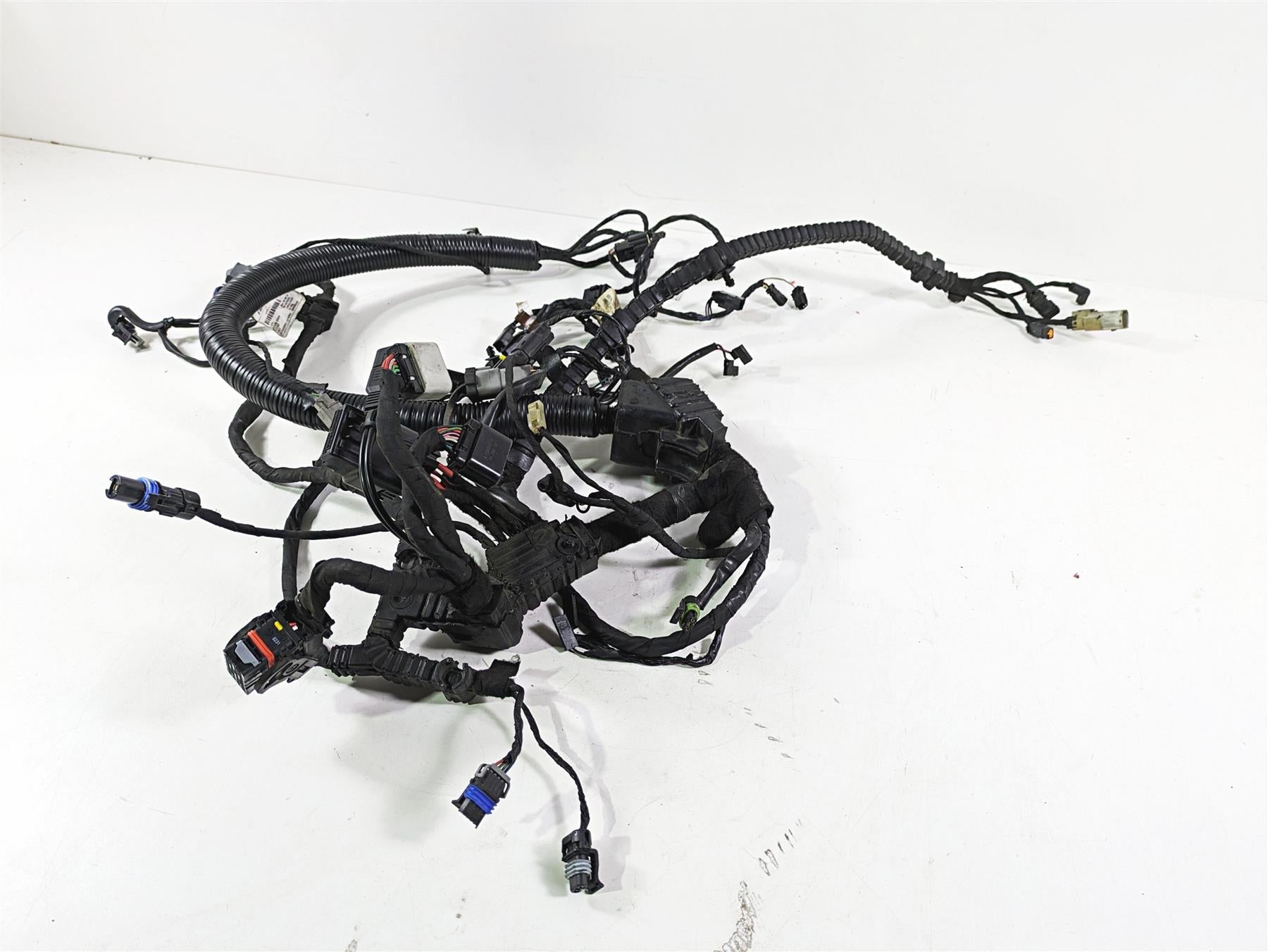 2017 Harley Dyna FXDB Street Bob Main Wiring Harness Loom - NON Abs 71072-12A {{ shop.shopifyCountryName }} - Mototech271