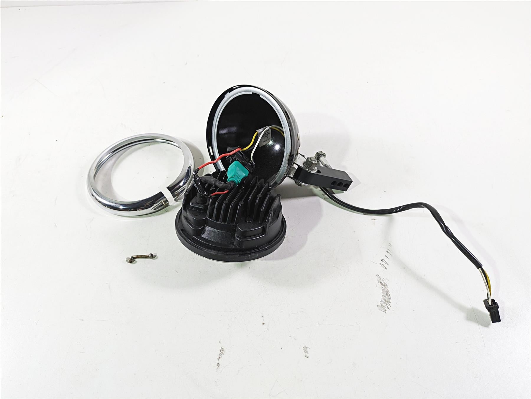 2017 Harley Dyna FXDB Street Bob Headlight Led Bulb Riser Bracket 68297-05A {{ shop.shopifyCountryName }} - Mototech271