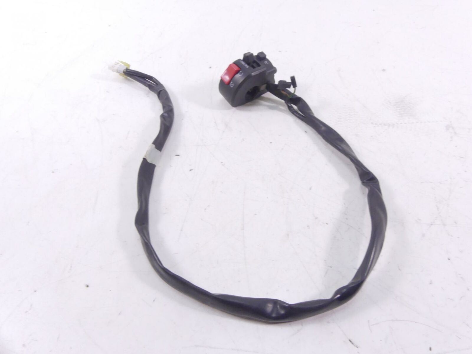 2012 Yamaha XT1200 Super Tenere Right Control Switch Start Kill Mode 23P-83963-0 {{ shop.shopifyCountryName }} - Mototech271