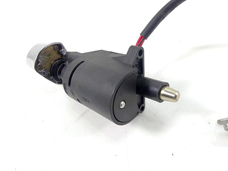 2004 Harley Touring FLHTCUI Electra Glide Ignition Switch Lock Set -Vin 71640-99 {{ shop.shopifyCountryName }} - Mototech271