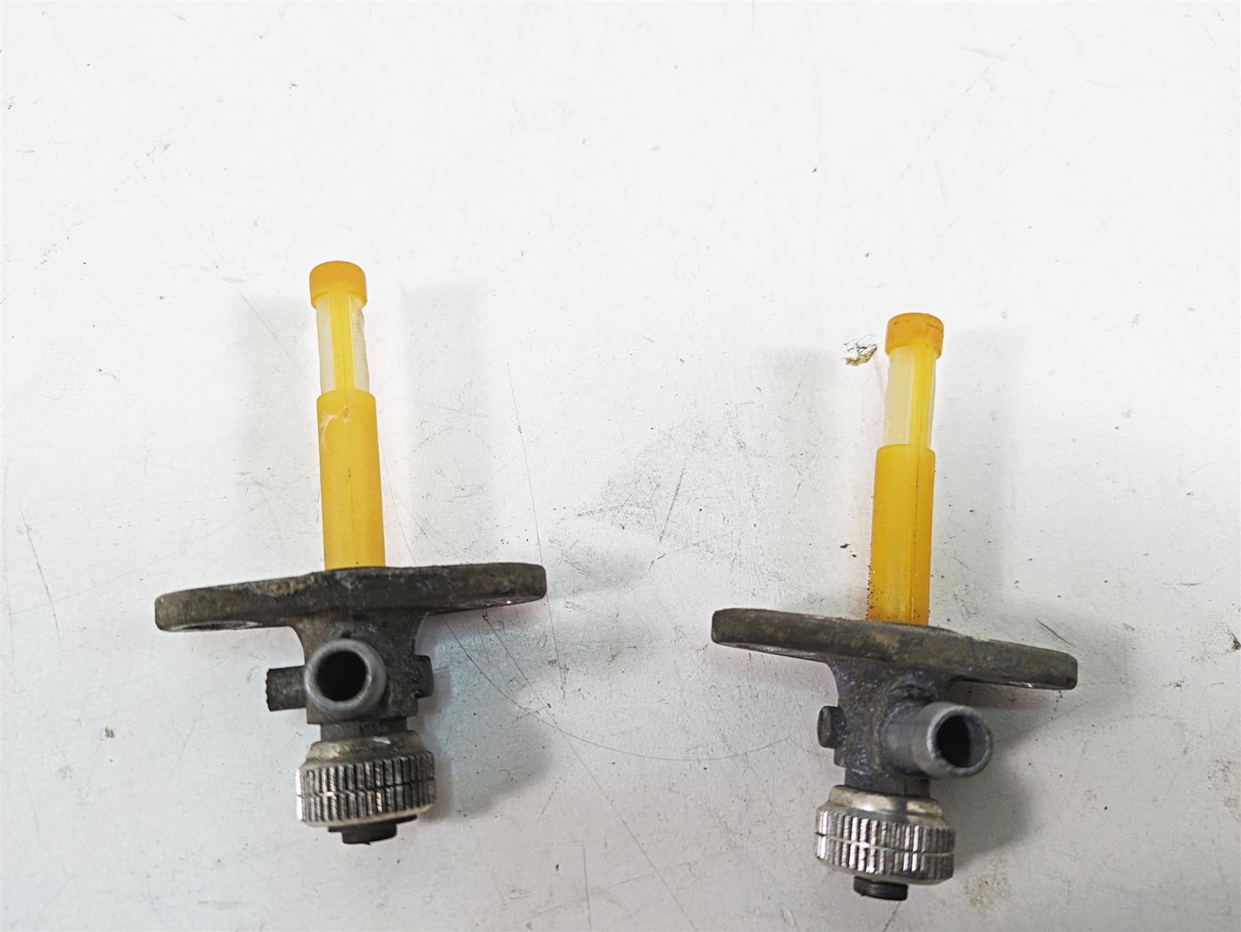 2018 KTM 1090 Adventure R Fuel Gas Petrol Tank Petcock Set 58507003200 {{ shop.shopifyCountryName }} - Mototech271