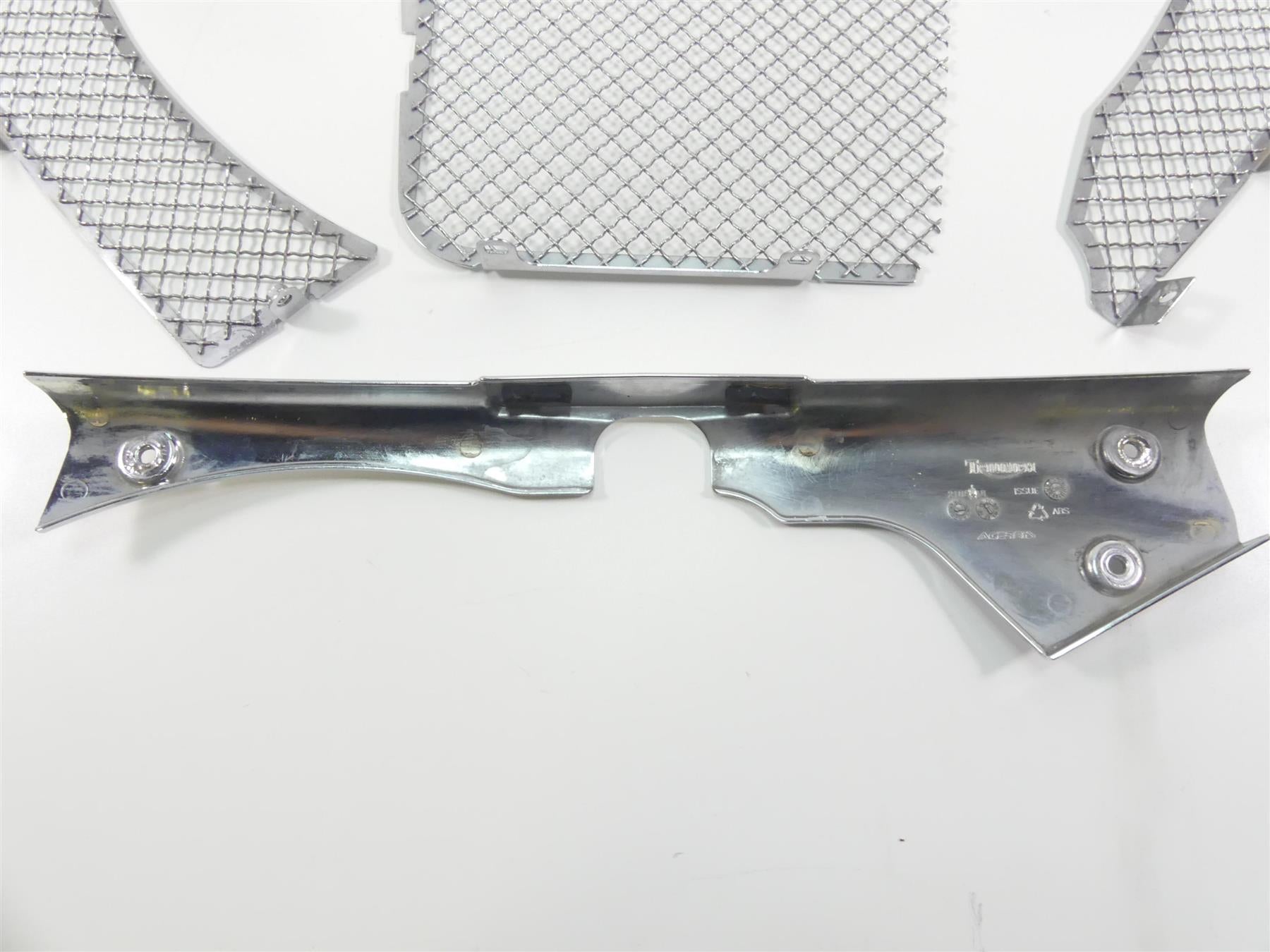 2013 Triumph Rocket 3 Touring Radiator Chrome Fairing Covers T2108413 T2108414 {{ shop.shopifyCountryName }} - Mototech271