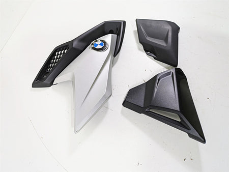 2019 BMW G310GS K02 Left Main Cover Fairing Emblem Set 46638560417 {{ shop.shopifyCountryName }} - Mototech271