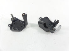 Load image into Gallery viewer, 2002 Harley Softail FXSTDI Deuce Front Control Foot Peg Bracket Set 42507-00B | Mototech271
