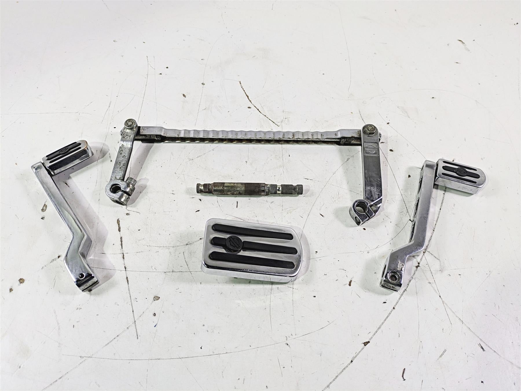 2003 Harley Touring FLHTCUI E-Glide 100th Billet Shift Lever & Links 33600001 | Mototech271
