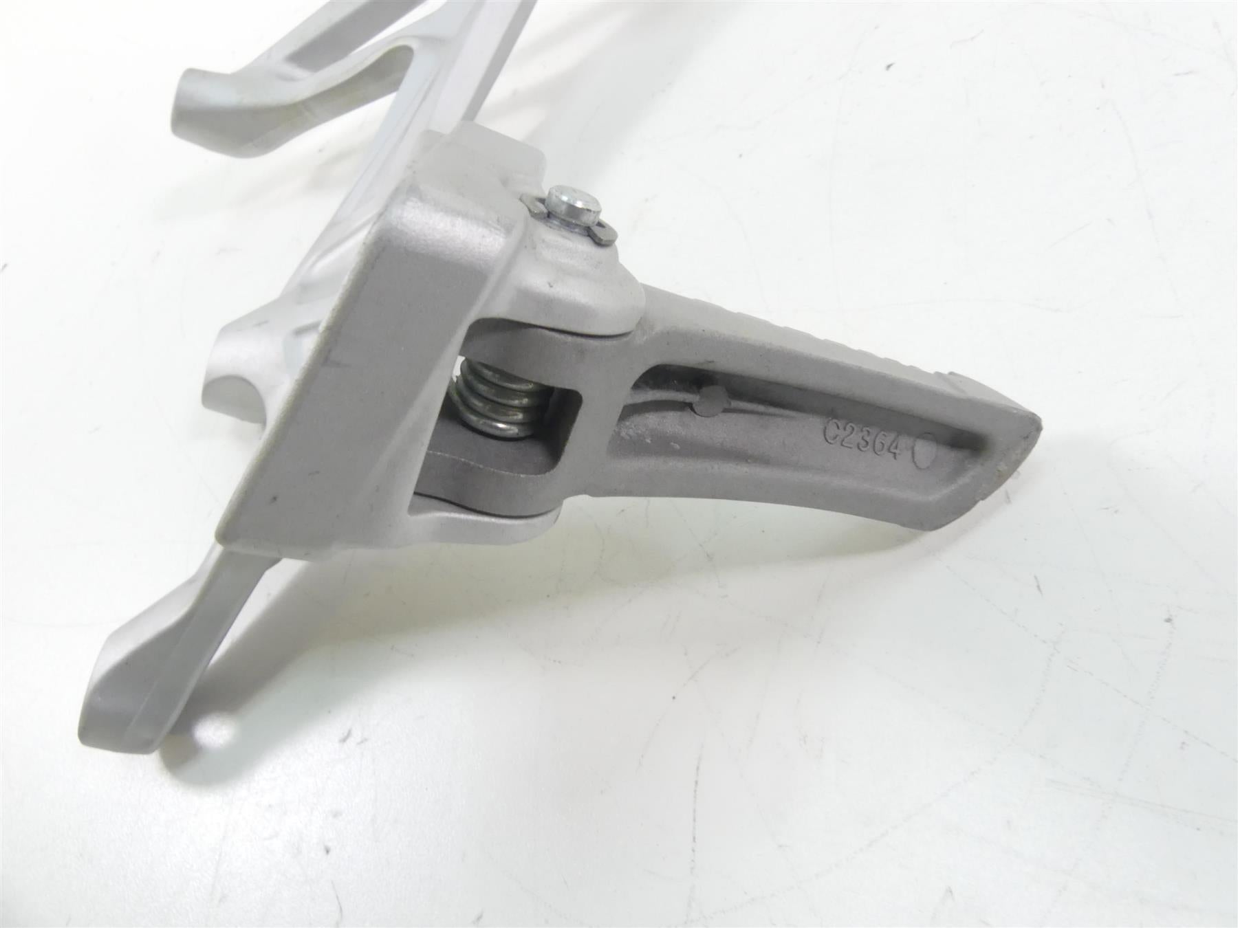 2018 Mv Agusta Brutale 800 RR Right Footpeg Foot Peg Mount Bracket Set 8AA0C1686 {{ shop.shopifyCountryName }} - Mototech271