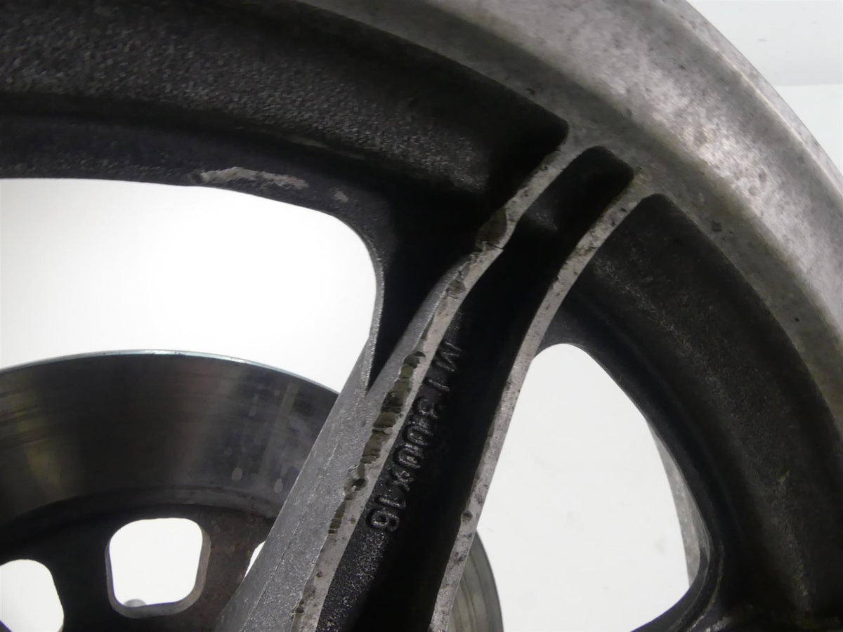 1978 Yamaha XS650 SE Special 16x3 Rear Cast Wheel Rim & Brake Disc 2M0-25338-20 {{ shop.shopifyCountryName }} - Mototech271