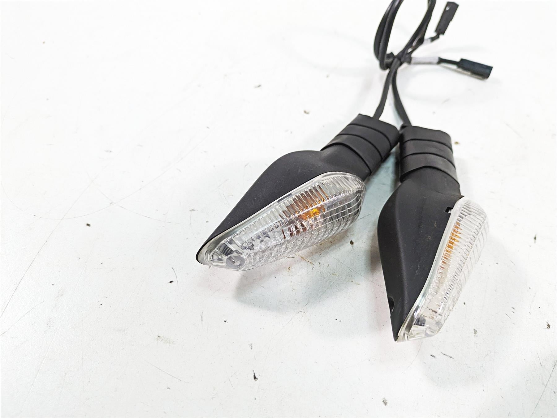 2020 Ducati Scrambler 1100 Sport Pro Front Rear Blinker Turn Signals 53010331A {{ shop.shopifyCountryName }} - Mototech271
