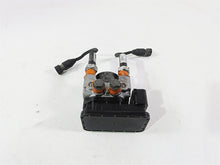 Load image into Gallery viewer, 2017 Indian Chieftain Limited Abs Brake Pump Control Unit Module 2204981
