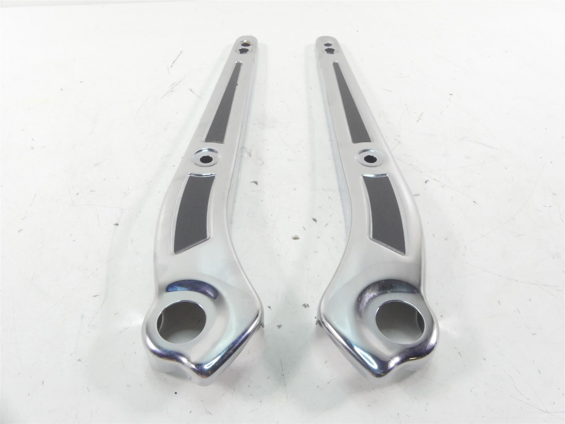 2014 Harley FXDL Dyna Low Rider Rear Fender Struts Braces 57300024 57300026 {{ shop.shopifyCountryName }} - Mototech271