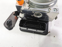 Load image into Gallery viewer, 2017 BMW S1000R K47 Abs Brake Pump Pressure Unit Module 34518566956 8566955 | Mototech271
