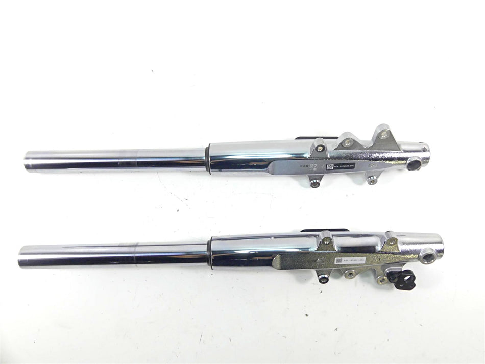 2019 Indian Chieftain Classic Straight Chrome Front Fork Leg Set 1824021 1824022 {{ shop.shopifyCountryName }} - Mototech271