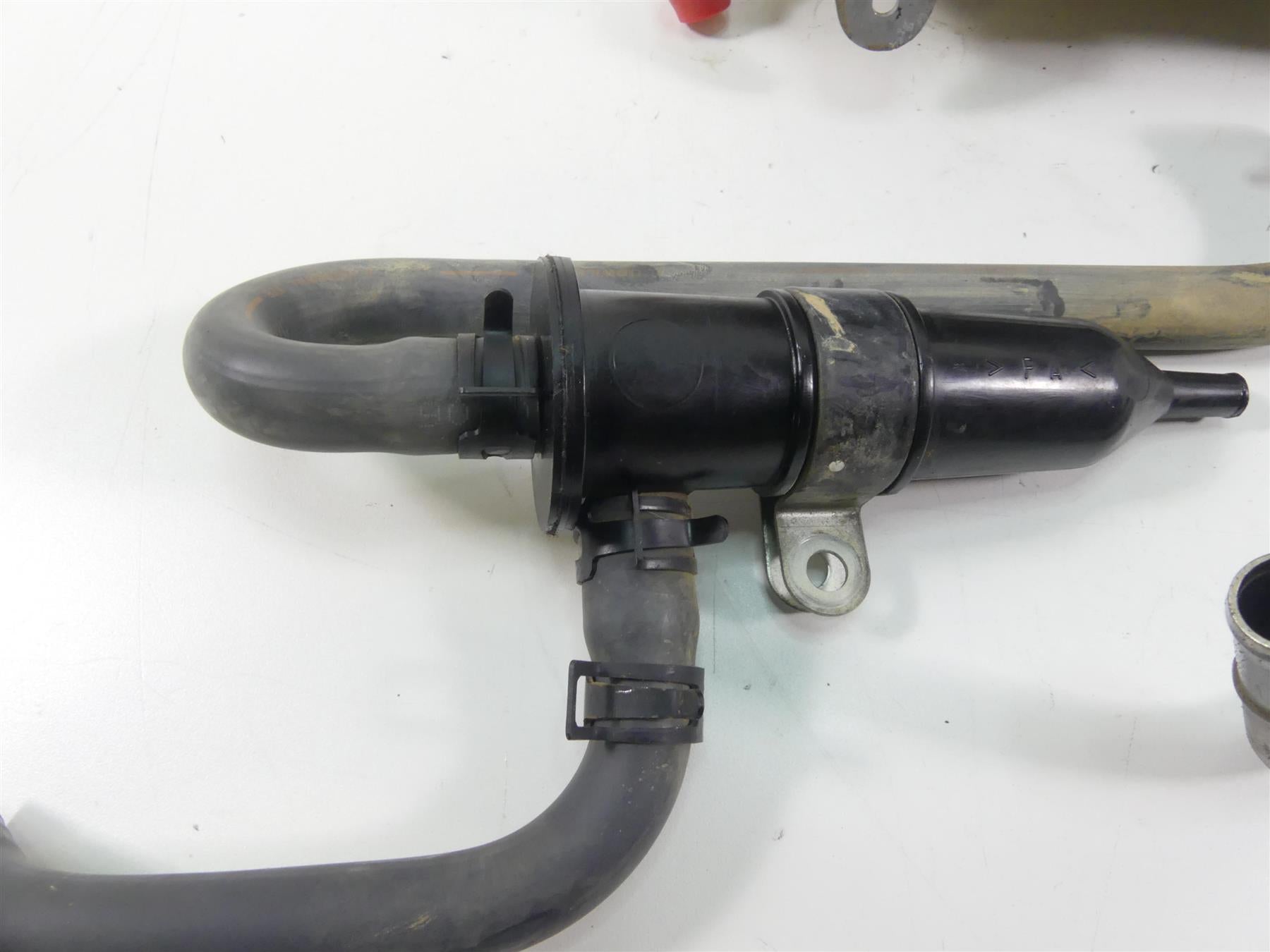 2016 Yamaha YXZ1000 R EPS SE Oil Tank Reservoir & Lines 2HC-21751-01-00 {{ shop.shopifyCountryName }} - Mototech271