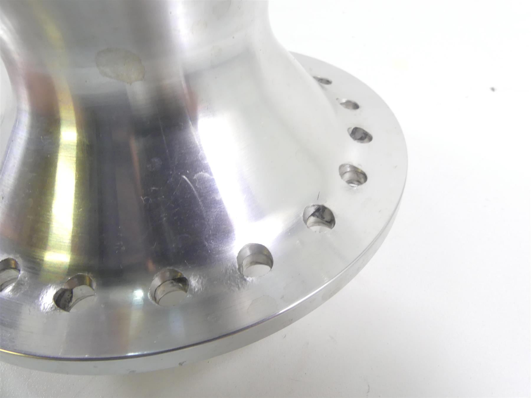 2021 Harley Softail FXBBS 114 Street Bob Front Spoke Wheel Hub 43300565 41426-07 {{ shop.shopifyCountryName }} - Mototech271
