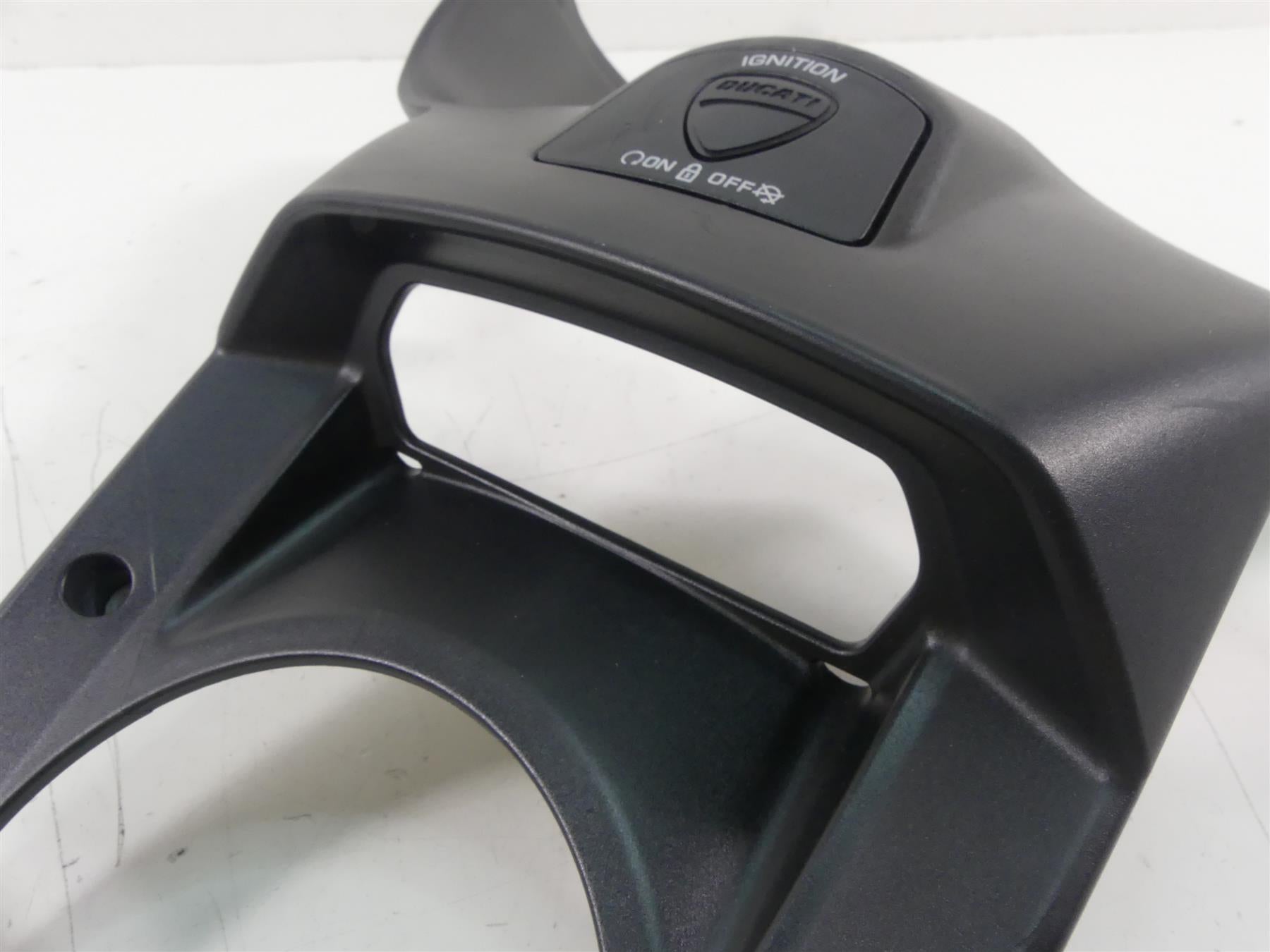 2015 Ducati Diavel Carbon Red Fuel Gas Tank Cap Instrument Cover 48013072A {{ shop.shopifyCountryName }} - Mototech271
