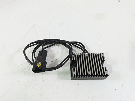 2002 Harley Dyna FXDL Low Rider Rectifier Voltage Regulator 74518-99A {{ shop.shopifyCountryName }} - Mototech271