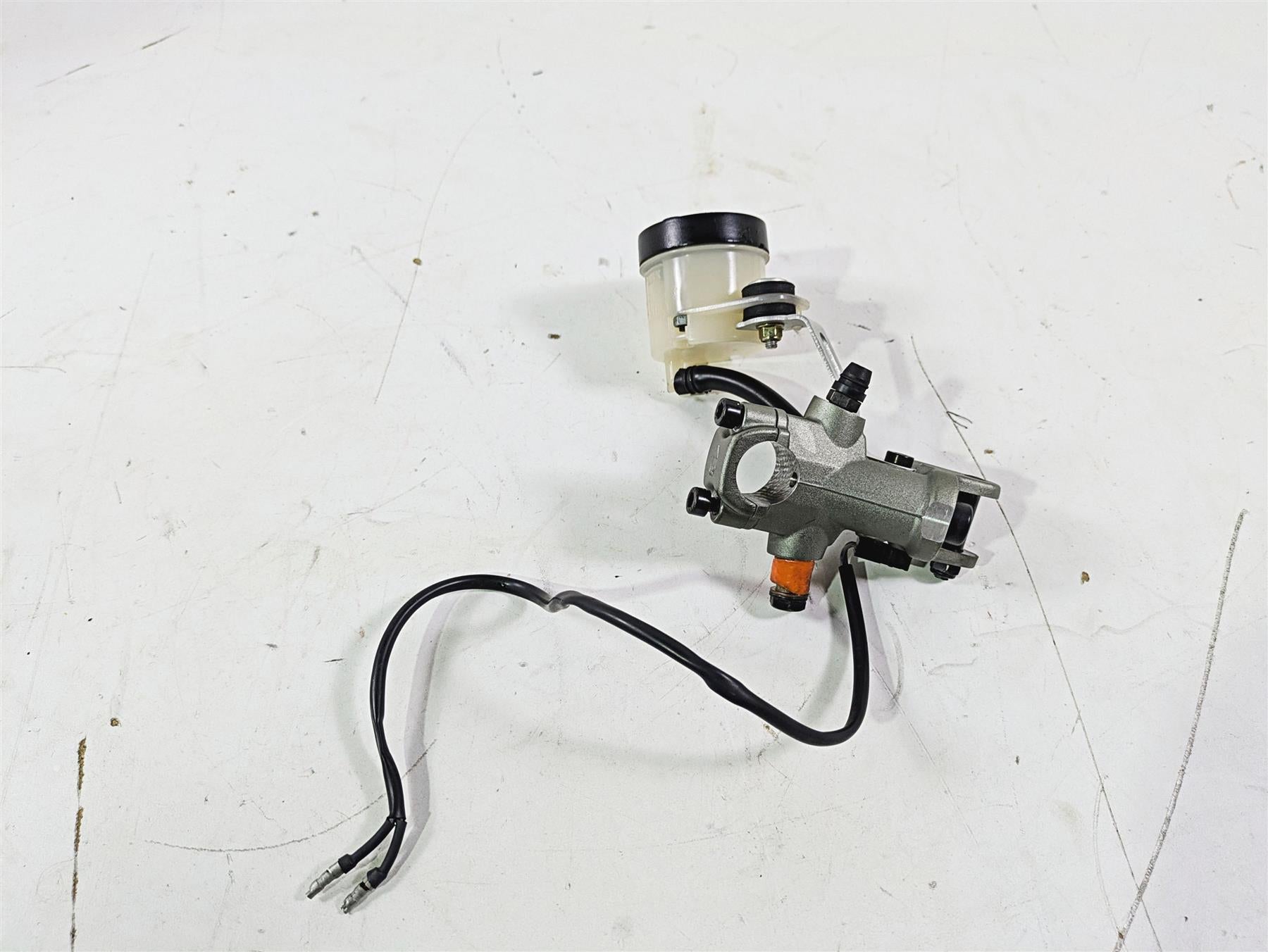 2008 Ducati SBK 1098 S Brembo Front Radial Brake Master Cylinder 62440461A {{ shop.shopifyCountryName }} - Mototech271