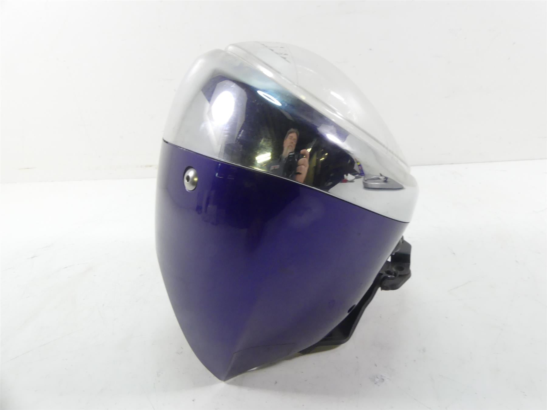 2007 Yamaha XVS1300 V-Star Headlight Head Light Lamp & Bucket 3D8-84320-00-00 {{ shop.shopifyCountryName }} - Mototech271